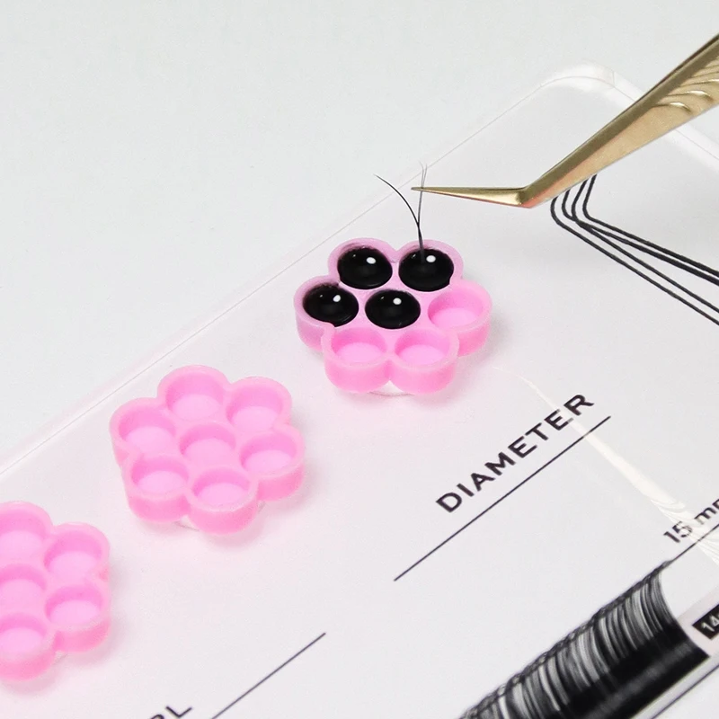 Acrylic Eyelash Holder Magneti - огляд і ціна Lash Tile Palette